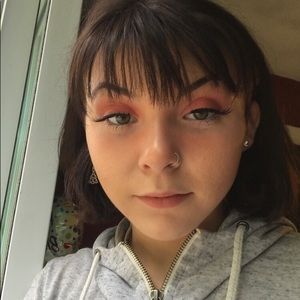 Meet your Posher, Janelle